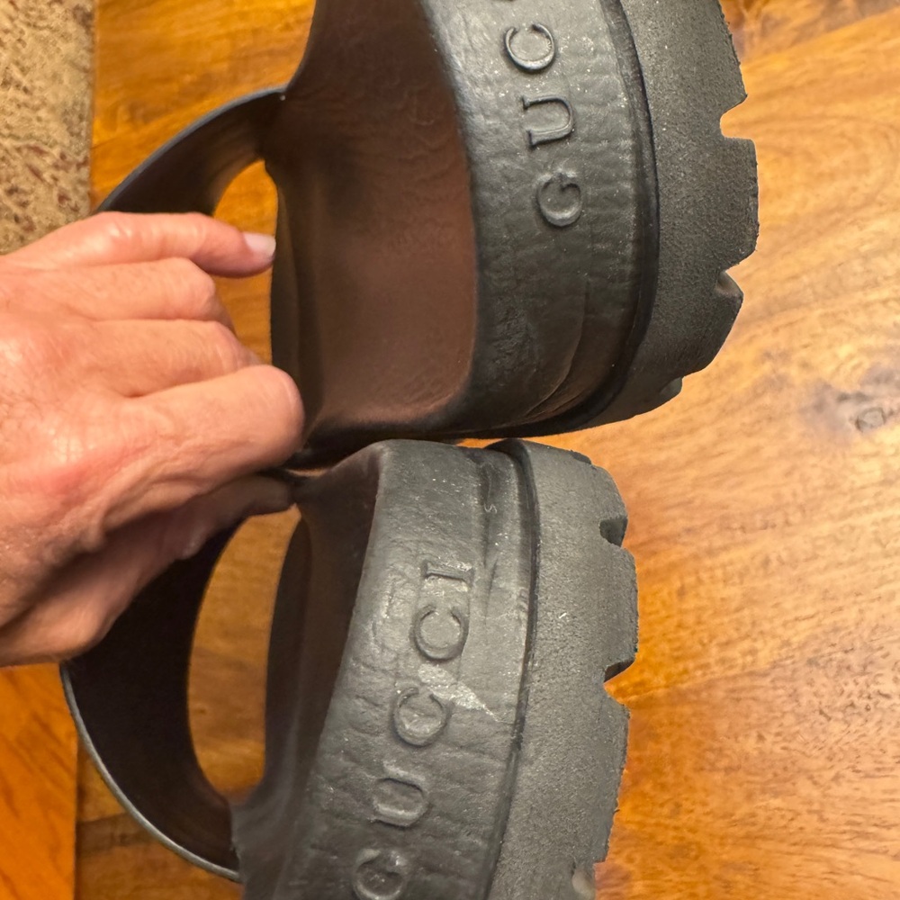 Gucci Slides - Picture 7 of 12